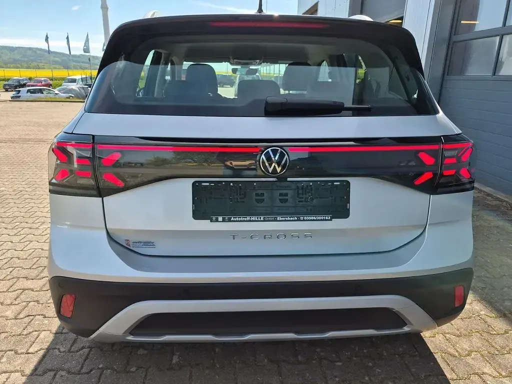 Neu VW T-Cross Style 116 PS (85 kW) 2026 Silber SUV