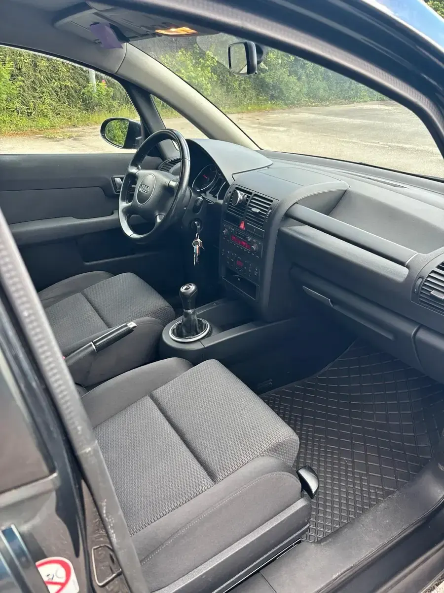 Gebraucht Audi A2 75 PS (55 kW) 2005 Schwarz Kleinwagen