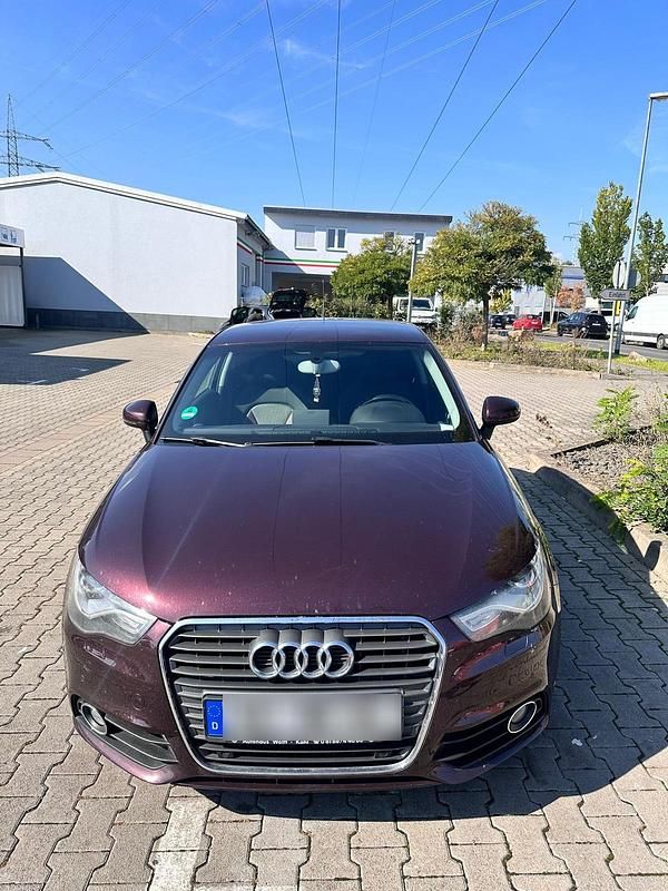 Gebraucht Audi A1 123 PS (90 kW) 2012 Violet Kleinwagen