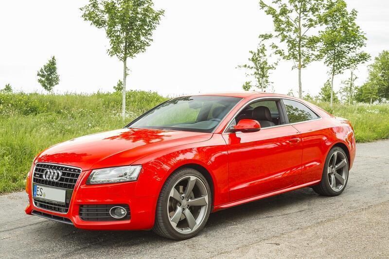 Rot Gebraucht 2010 Audi A5 Design Coupé | 13.499 € (Etwas zu teuer) - Bild 1/4
