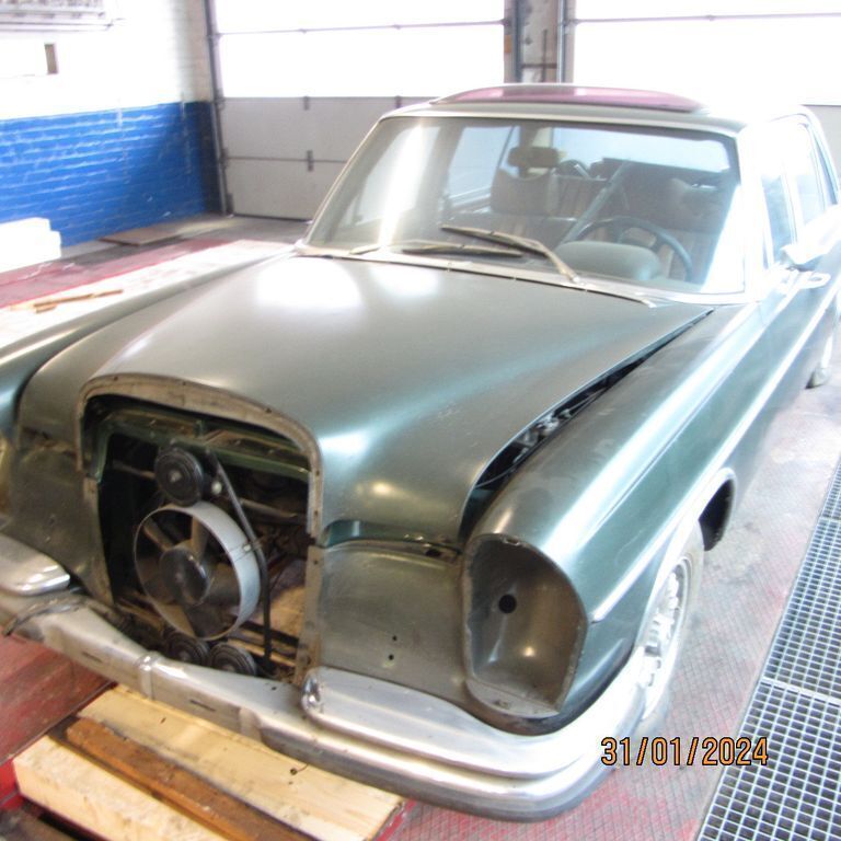Gebraucht Mercedes W109 250 PS (183 kW) 1970 Grün Limousine
