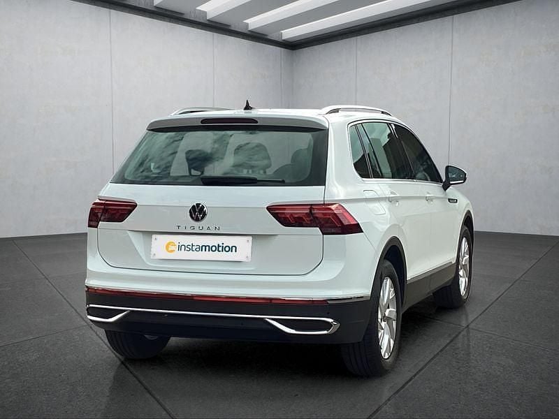 Gebraucht VW Tiguan 150 PS (110 kW) 2022 Weiß SUV