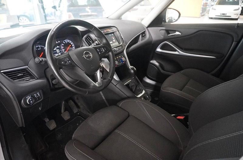 Blau Gebraucht 2018 Opel Zafira Tourer Van / Kleinbus | 6.499 € (Fairer Preis) - Bild 1/4