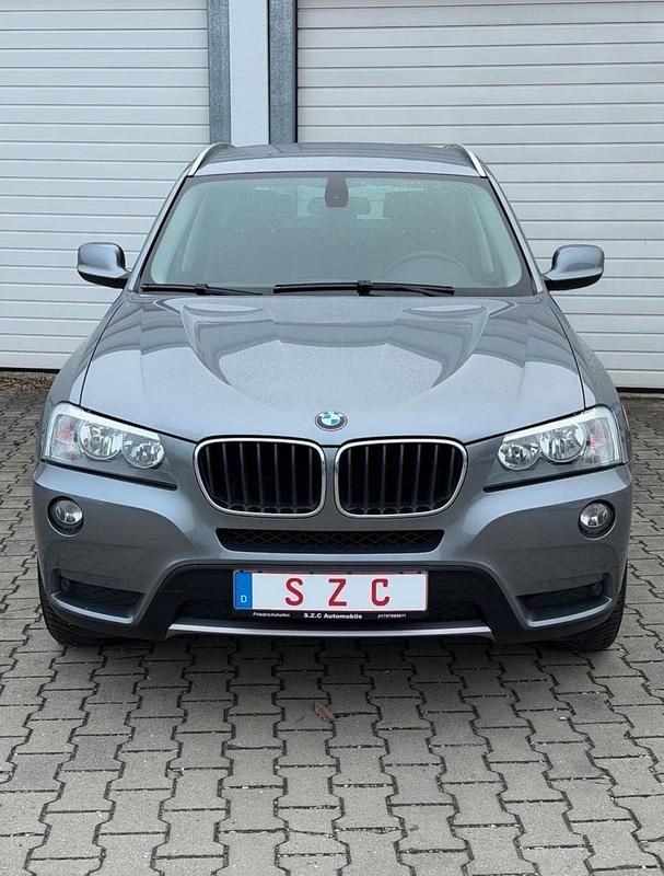 Grau Gebraucht 2011 BMW X3 SUV | 11.850 € (Guter Preis) - Bild 1/4