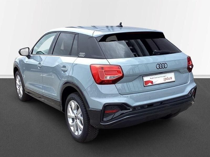 Gebraucht Audi Q2 S-Line 116 PS (85 kW) 2024 Grau SUV
