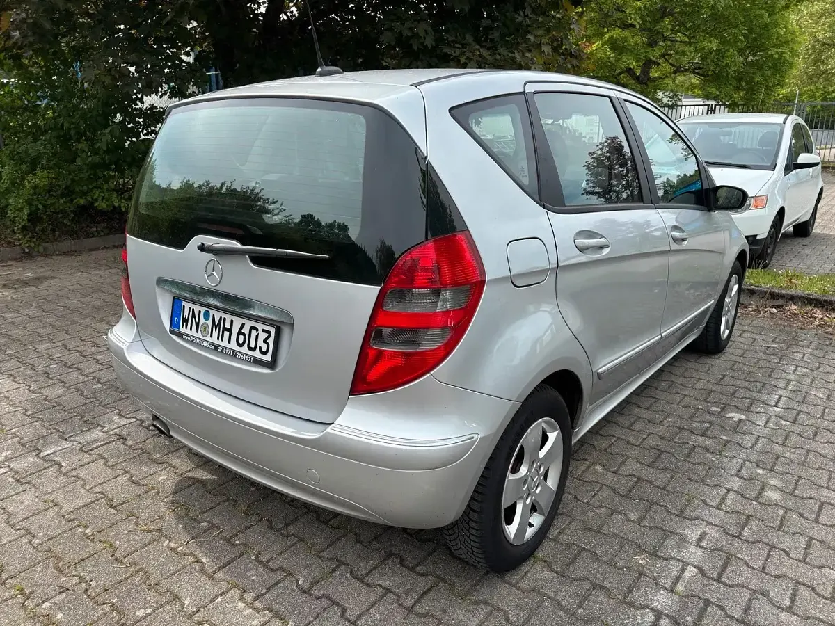 Używany Mercedes A170 120 KM (88 kW) 2007 Srebrny Hatchback
