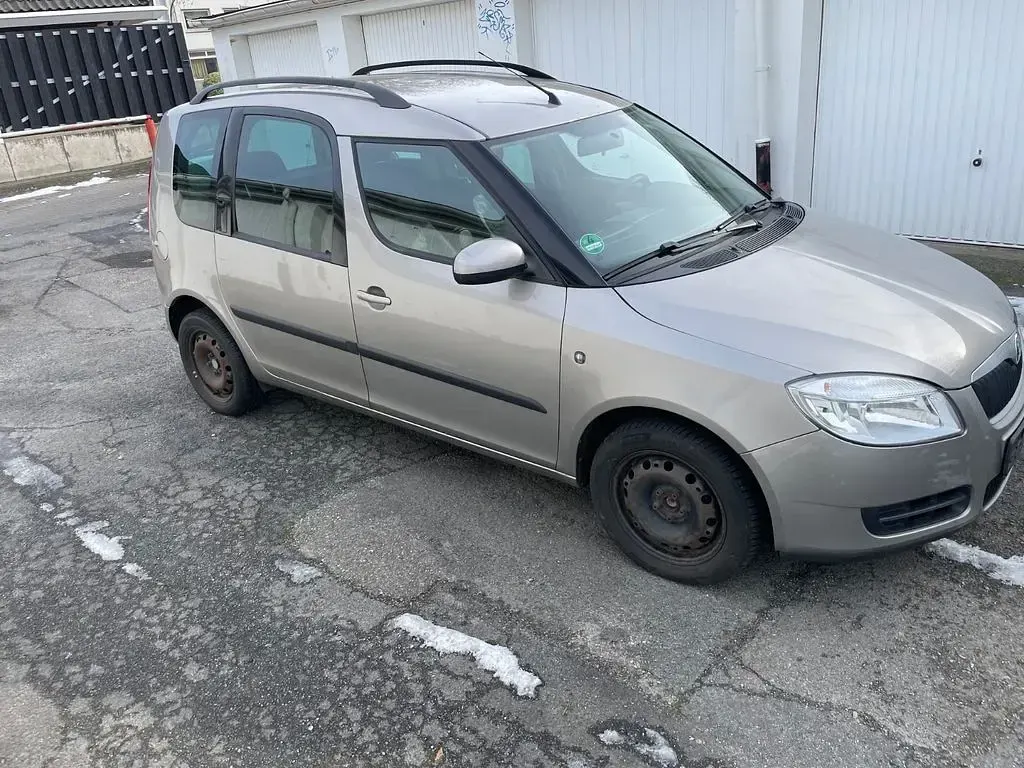Gebraucht Skoda Roomster 86 PS (63 kW) 2008 Grau Van / Kleinbus
