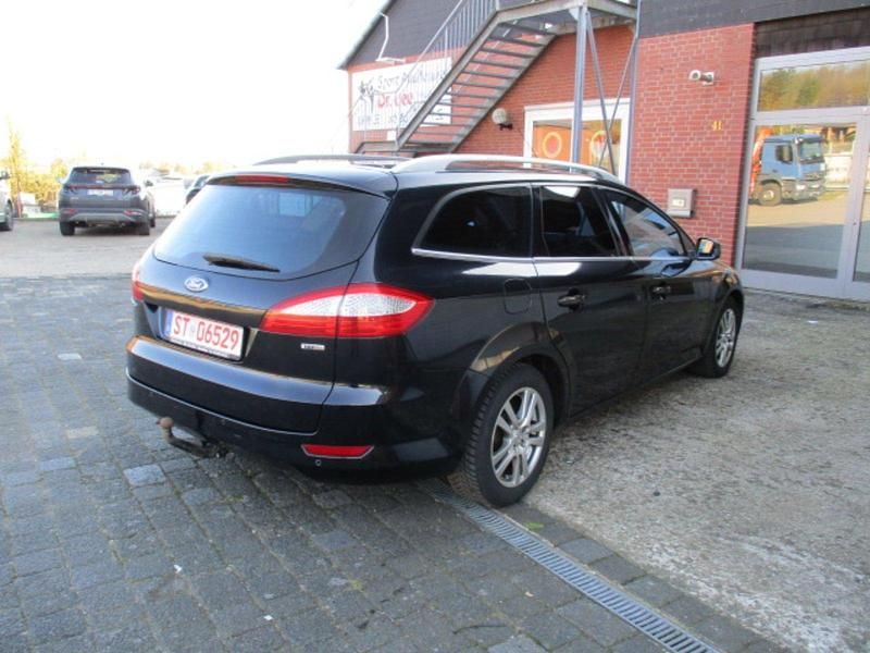 Gebraucht Ford Mondeo 140 PS (102 kW) 2008 Schwarz Kombi