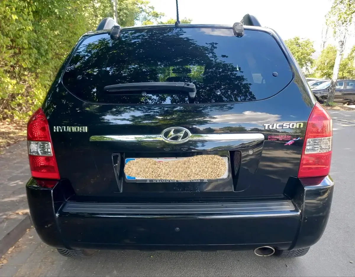 Gebraucht Hyundai Tucson 141 PS (103 kW) 2006 Schwarz SUV