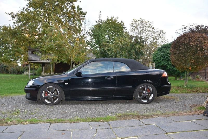 Schwarz Gebraucht 2006 Saab 9-3 Cabriolet Cabrio | 1.790 € (Guter Preis) - Bild 1/4
