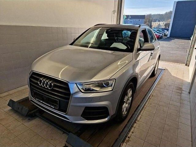 Gebraucht Audi Q3 Design 184 PS (135 kW) 2015 Florettsilber metallic SUV
