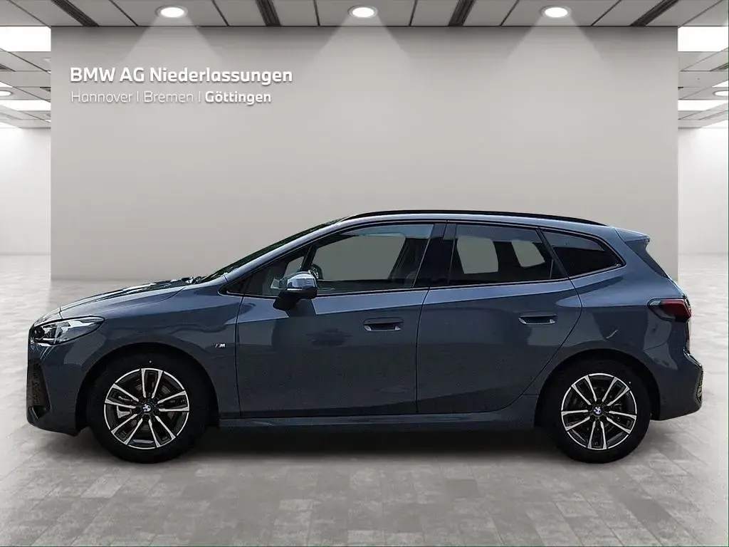 Gebraucht BMW 223 Active Tourer M Sport 211 PS (155 kW) 2025 Grau Van / Kleinbus