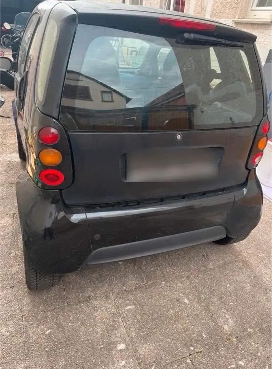 Używany Smart ForTwo Coupé 55 KM (40 kW) 2000 Czarny Coupe