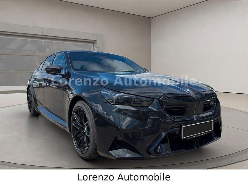 Schwarz Gebraucht 2024 BMW M5 Performance Limousine | 153.880 € - Bild 1/4
