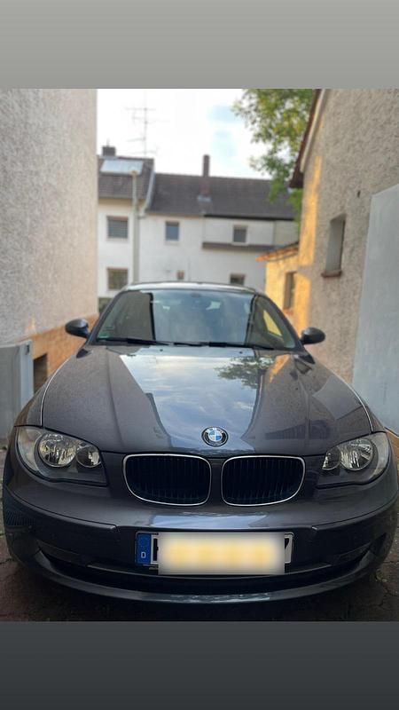 Gebraucht BMW 118 143 PS (105 kW) 2008 Grau Kleinwagen