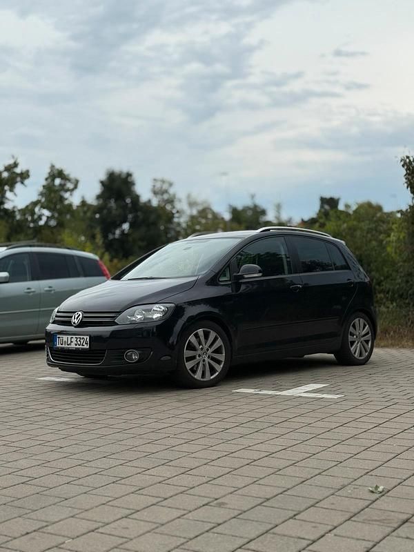 Schwarz Gebraucht 2012 VW Golf Plus Cross Van / Kleinbus | 6.499 € (Fairer Preis) - Bild 1/4