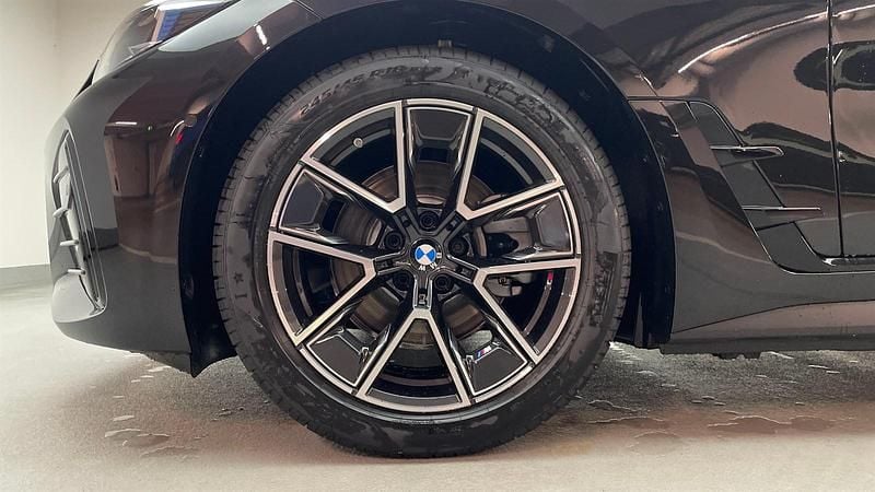 Gebraucht BMW i4 Performance 250 kW (340 PS) 2025 Schwarz Limousine