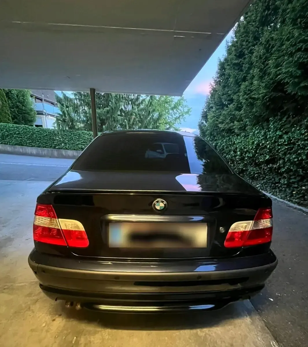 Gebraucht BMW 330 Basis 184 PS (135 kW) 2002 Blau Limousine