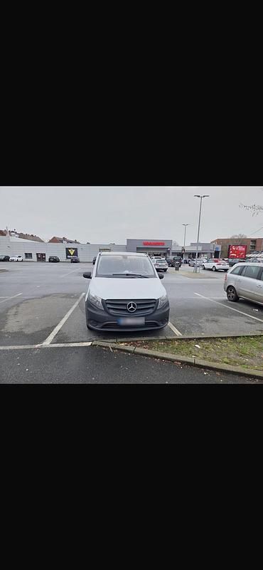 Gebraucht Mercedes Vito 114 PS (83 kW) 2015 Weiß Van