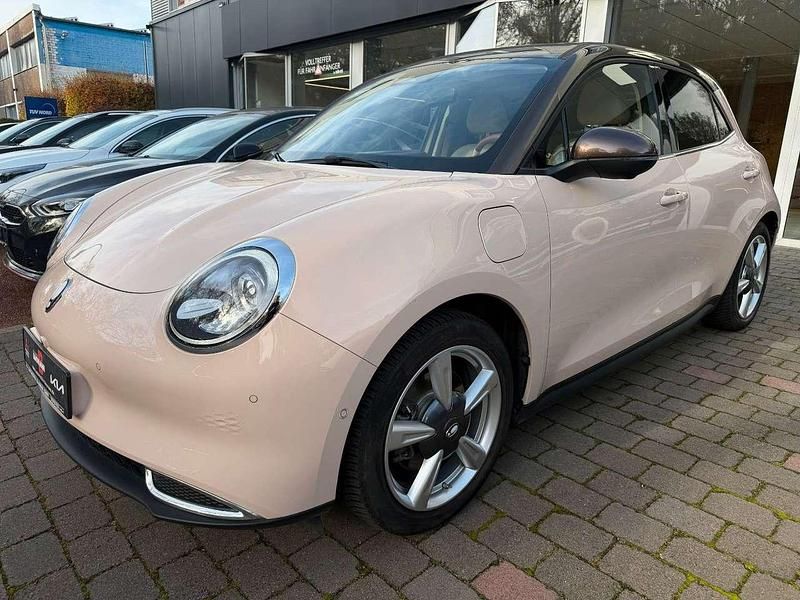 Beige Gebraucht 2023 Ora Funky Cat 400 Pro+ Pro+ Kleinwagen | 26.990 € - Bild 1/4