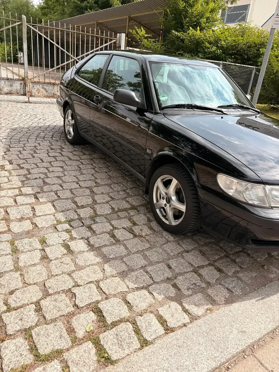 Gebraucht Saab 9-3 130 PS (95 kW) 2000 Schwarz Coupé