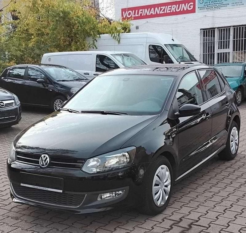 Schwarz Gebraucht 2013 VW Polo Life Kleinwagen | 6.950 € (Guter Preis) - Bild 1/4