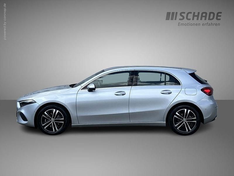 Gebraucht Mercedes A200 Progressive 150 PS (110 kW) 2024 Silber Limousine