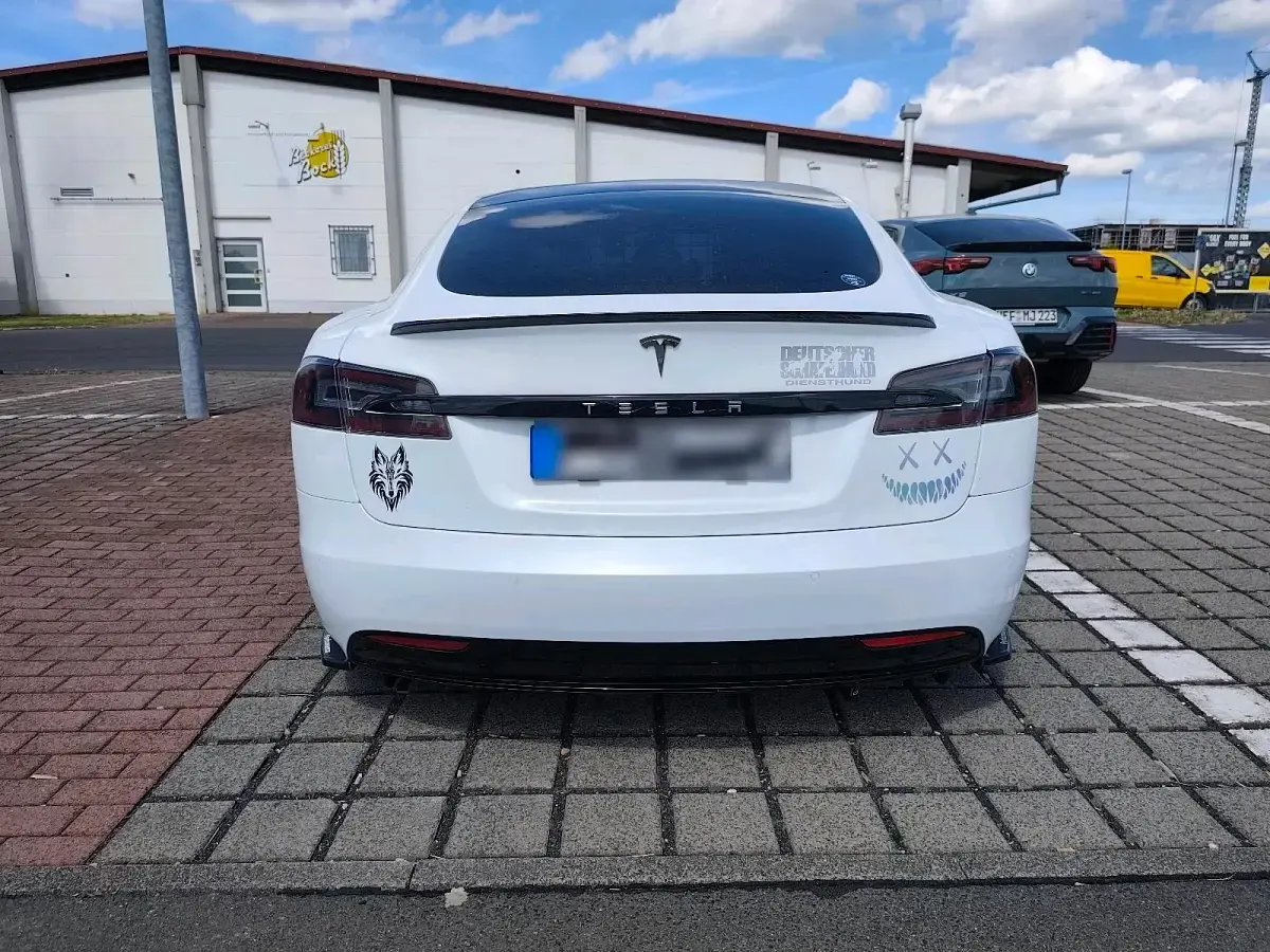 Gebraucht Tesla Model S 386 kW (525 PS) 2019 Weiß Kleinwagen