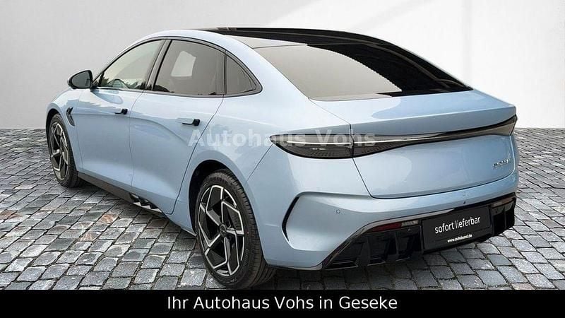 Neu BYD Seal Design 230 kW (313 PS) 2025 Blau Limousine