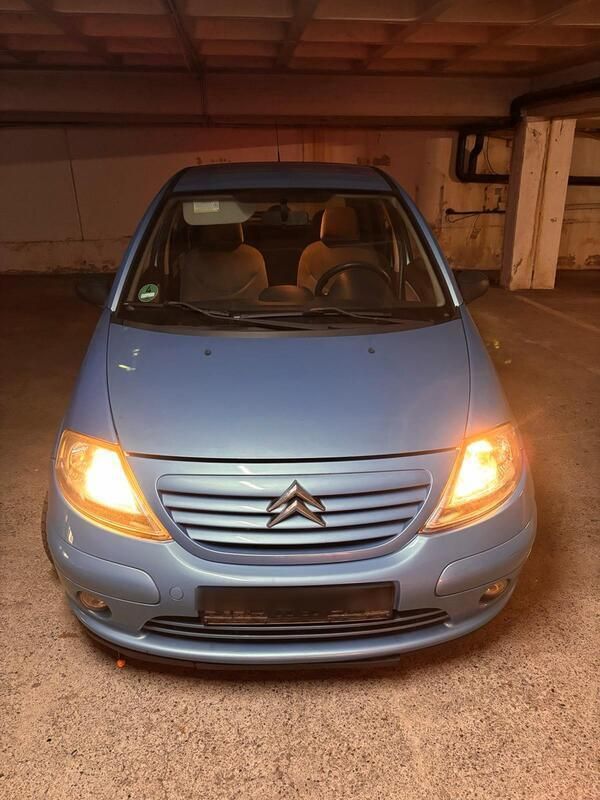Blau Gebraucht 2005 Citroën C3 Kleinwagen | 850 € (Guter Preis) - Bild 1/4