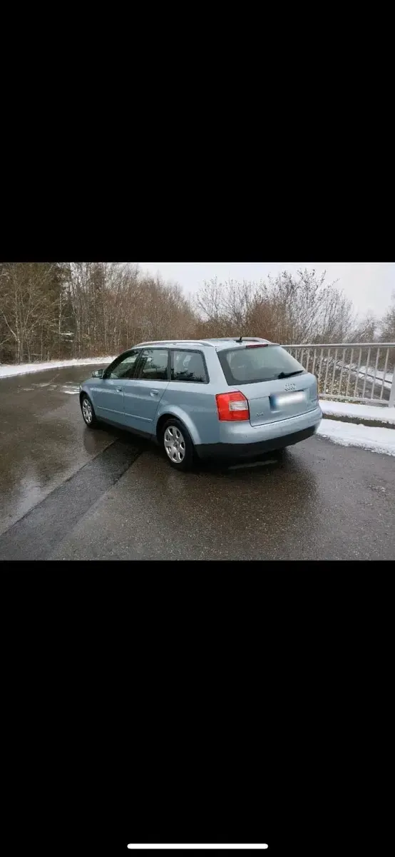 Gebraucht Audi A4 136 PS (100 kW) 2003 Blau Kombi