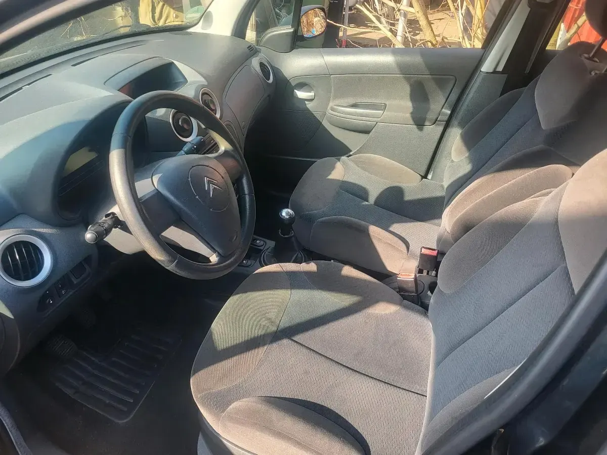 Gebraucht Citroën C3 72 PS (52 kW) 2009 Schwarz Kleinwagen