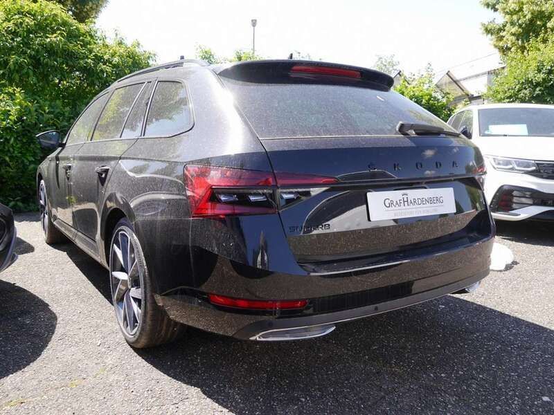 Schwarzmagic perleffekt Gebraucht 2024 Skoda Superb Business Line Kombi | 39.999 € (Fairer Preis) - Bild 1/4