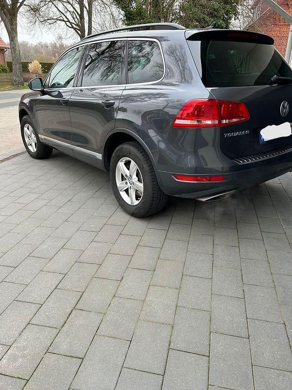 Gebraucht VW Touareg Terrain Tech 245 PS (180 kW) 2014 Grau SUV