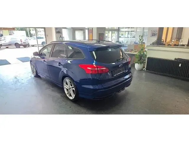 Gebraucht Ford Focus ST 185 PS (136 kW) 2017 Blau Kombi