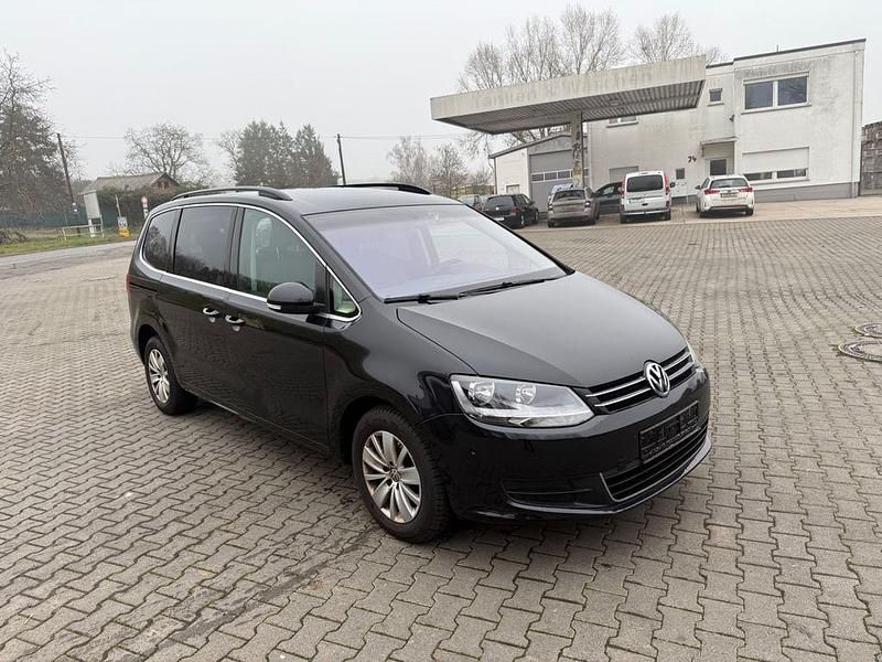 Gebraucht VW Sharan Comfortline 170 PS (125 kW) 2011 Schwarz Van / Kleinbus