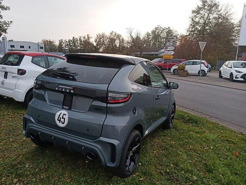 Neu Aixam Coupe Sport 2025 Grau Coupé