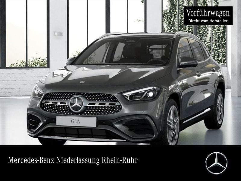 Mountain grau Gebraucht 2025 Mercedes GLA180 AMG SUV | 42.490 € (Fairer Preis) - Bild 1/3