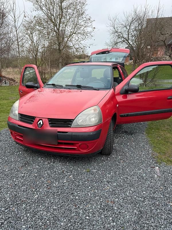 Gebraucht Renault Clio II 58 PS (42 kW) 2004 Rot Kleinwagen