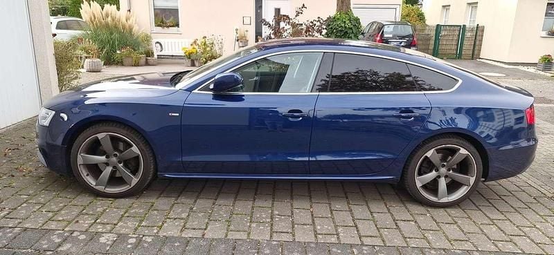 Gebraucht Audi A5 Design 230 PS (169 kW) 2016 Blau Coupé