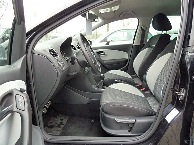 Gebraucht VW Polo Cross 90 PS (66 kW) 2013 Schwarz Kleinwagen