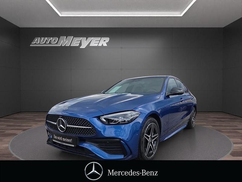 Lack spektralblau Gebraucht 2024 Mercedes C300e AMG Limousine | 44.860 € (Guter Preis) - Bild 1/4