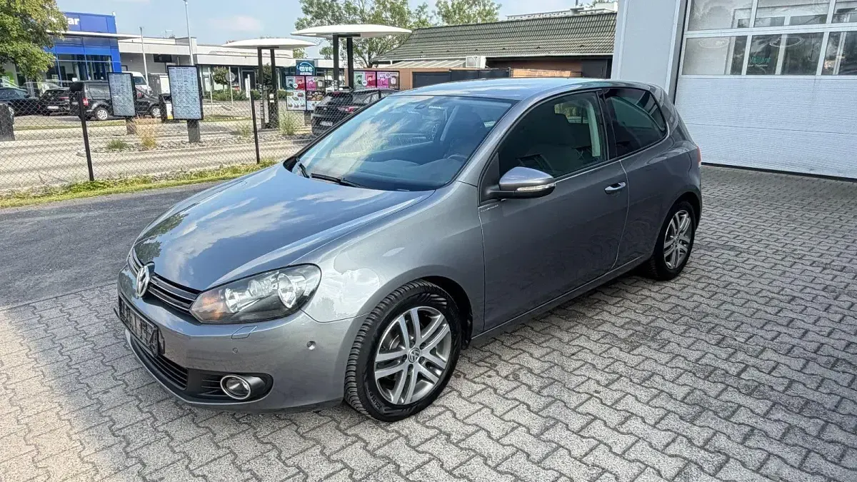 Gebraucht VW Golf Comfortline 110 PS (80 kW) 2009 Grau Coupé