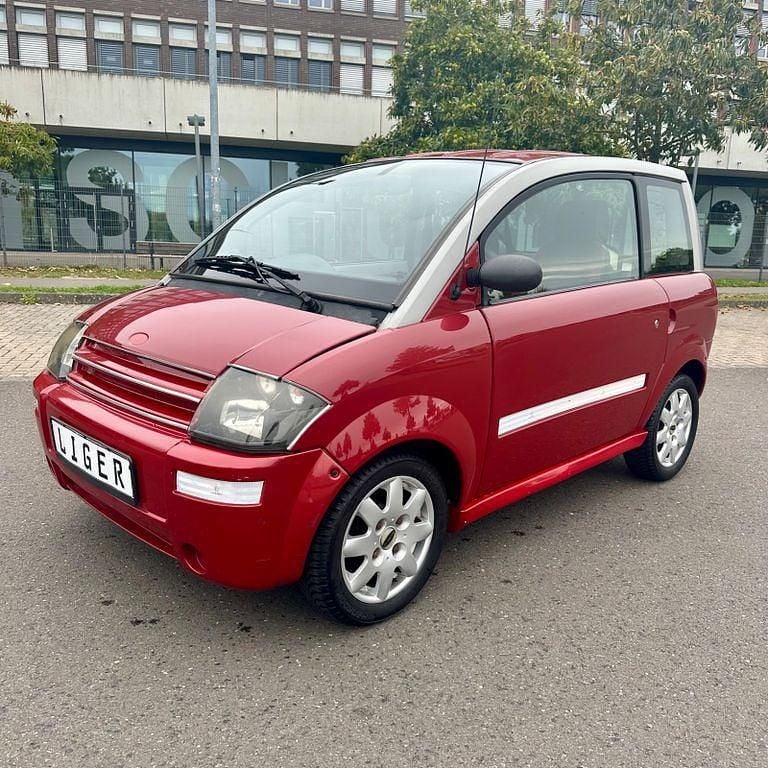Rot Gebraucht 2005 Aixam Microcar Kleinwagen | 4.450 € - Bild 1/4