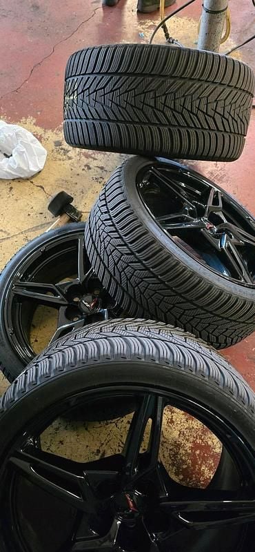 Gebraucht Chevrolet Corvette Stingray 485 PS (356 kW) 2023 Schwarz Cabrio