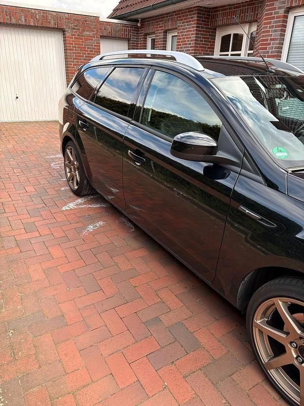 Gebraucht Ford Mondeo Sport 145 PS (106 kW) 2010 Schwarz Kombi