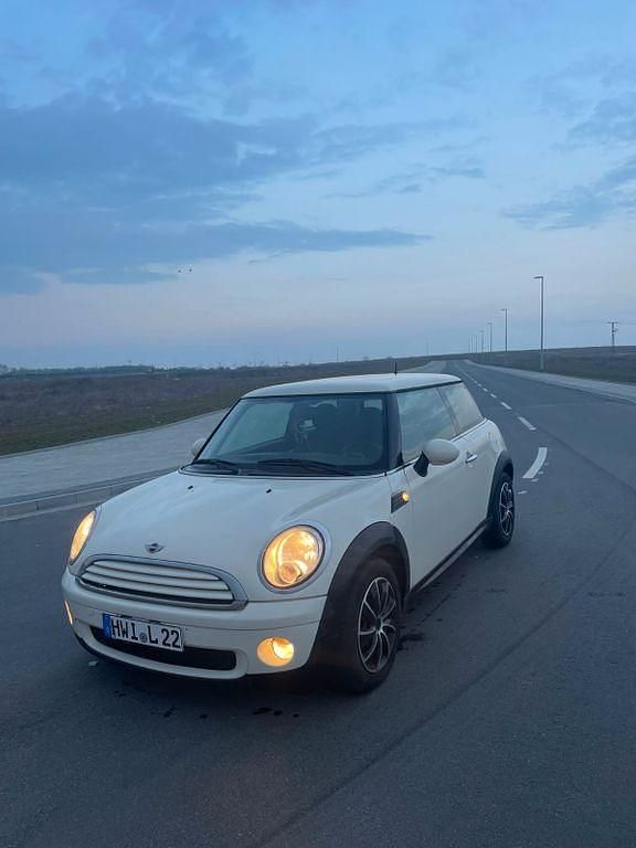 Second-hand Mini ONE 75 CP (55 kW) 2010 Bej Hatchback