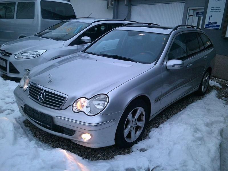 Gebraucht Mercedes C180 Elegance 143 PS (105 kW) 2005 Silber Limousine