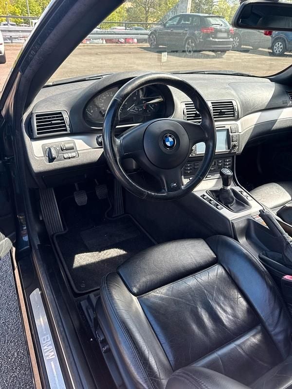 Gebraucht BMW 320 Cabriolet 170 PS (125 kW) 2004 Schwarz Cabrio