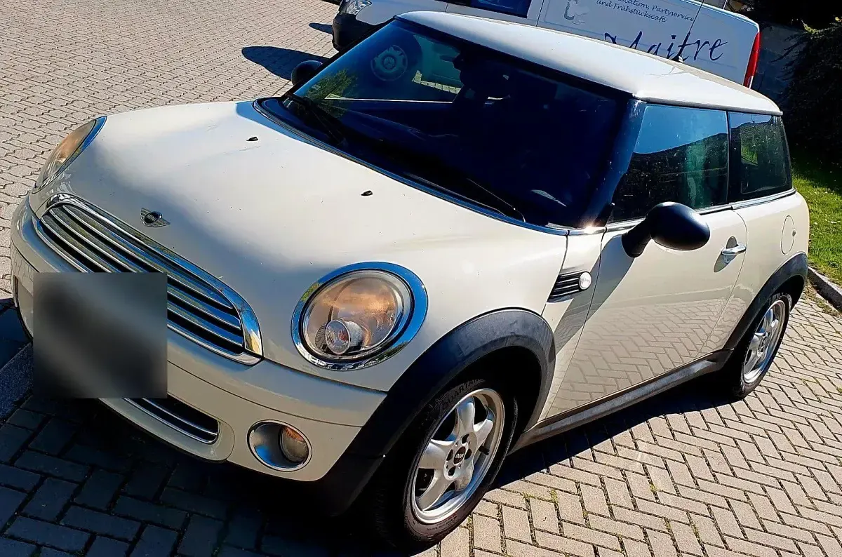 Gebraucht Mini Cooper Pepper 95 PS (69 kW) 2009 Weiß Kleinwagen